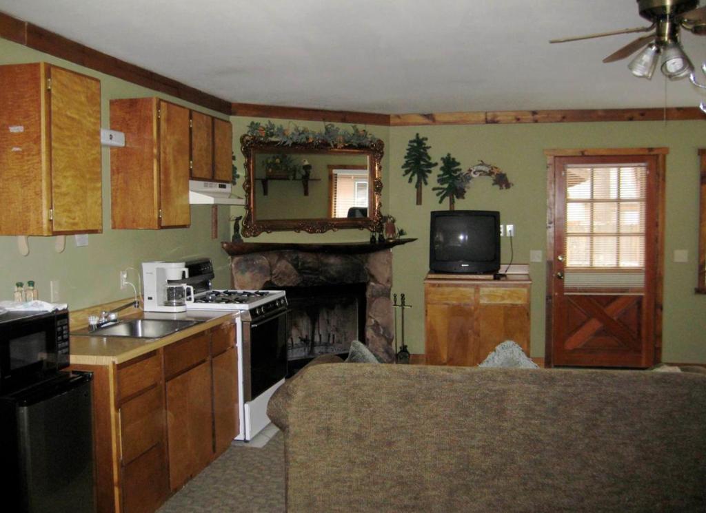 Majestic Moose Lodge - Coptic Village Big Bear Lake Room photo
