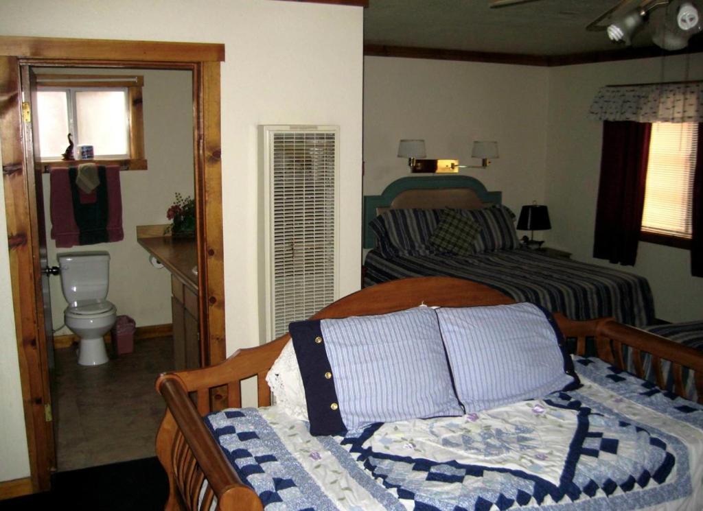 Majestic Moose Lodge - Coptic Village Big Bear Lake Room photo
